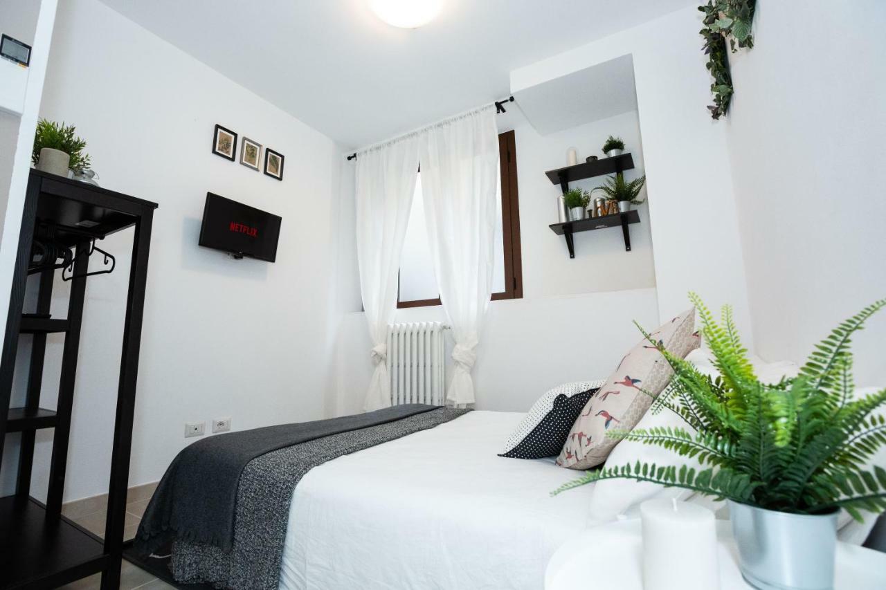 Apartment Paruta 65 Милано Екстериор снимка