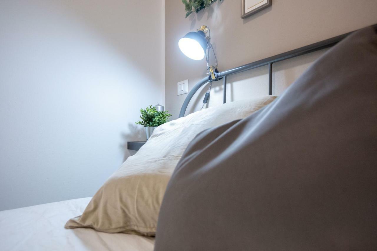 Apartment Paruta 65 Милано Екстериор снимка