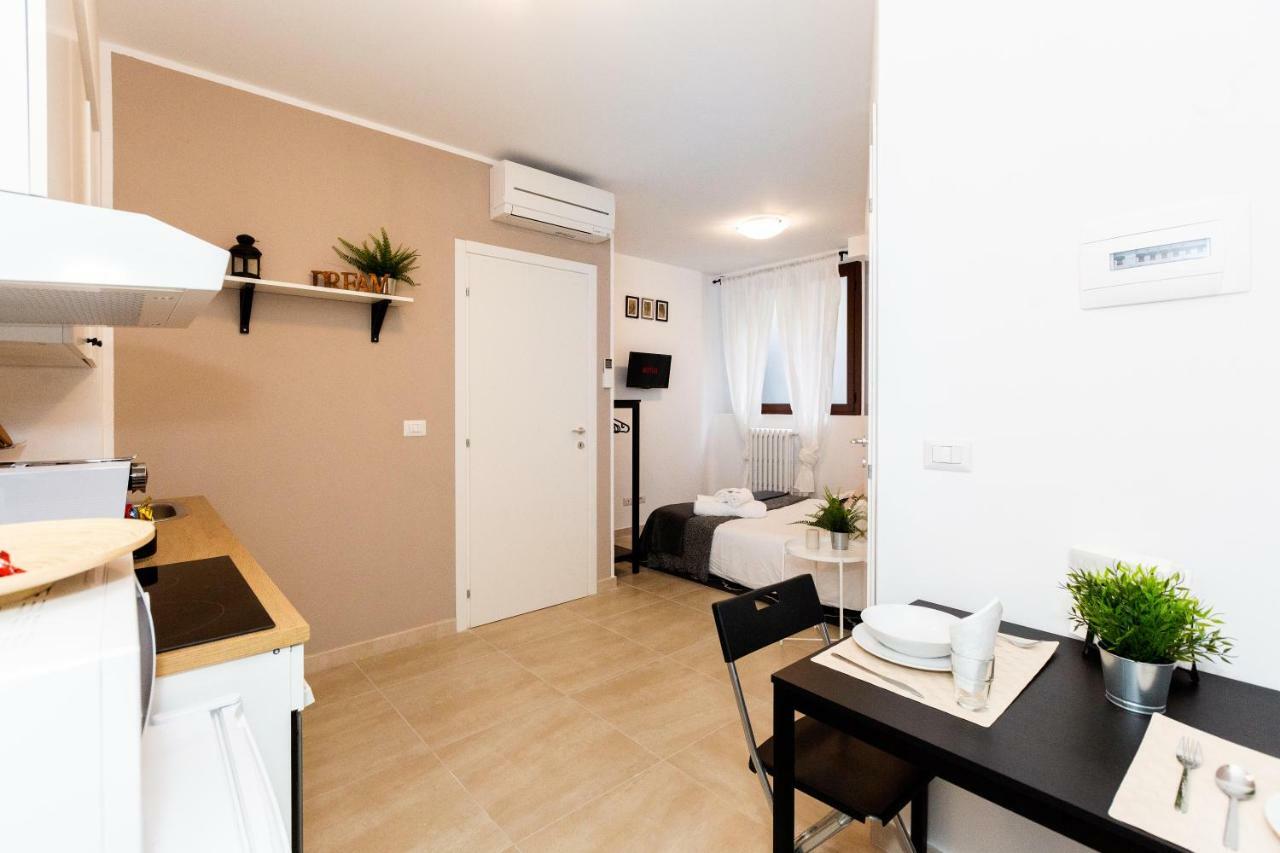 Apartment Paruta 65 Милано Екстериор снимка